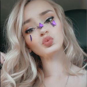 Meet your Posher, Ashlee